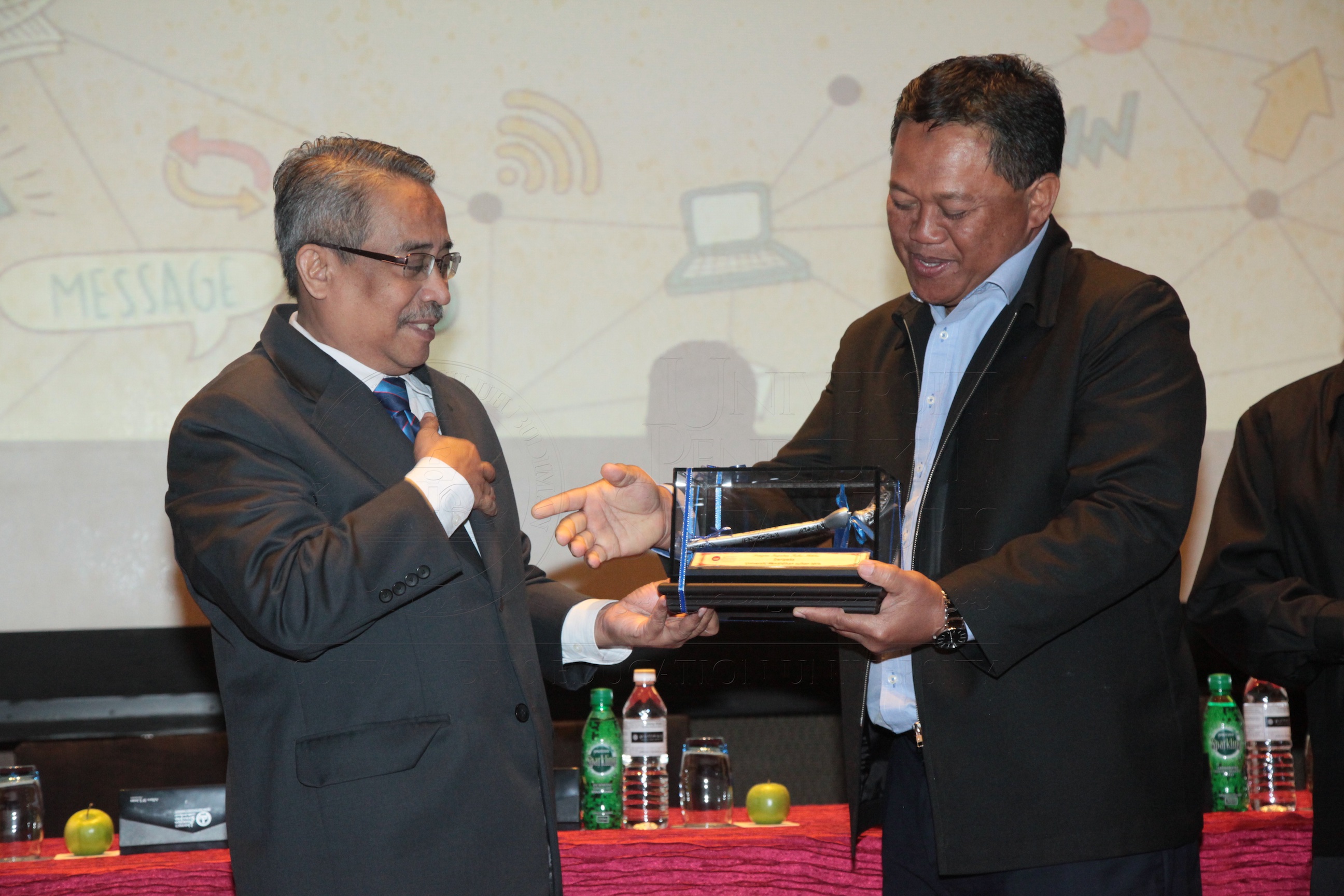 PRO16 14 fibercom IMG 0097